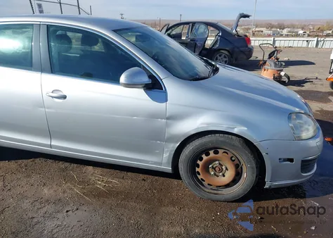2005 Volkswagen Jetta 2.5 из США, поврежденный, VIN 3VWRG71KX5M648264